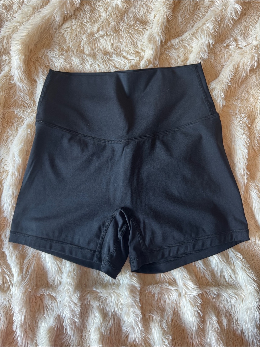 TYC High-Waist Scrunched Black Active Shorts- Size XS